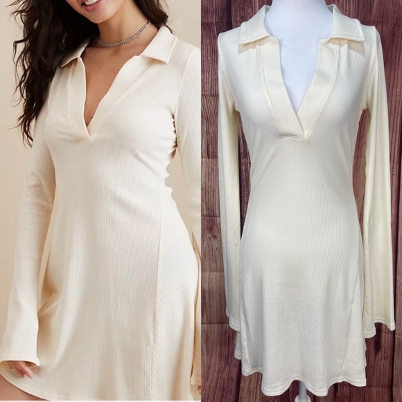 American Eagle Outfitters Dresses & Skirts - American Eagle 70’s V-neck bell sleeve stretch cotton cream knit mini Dress